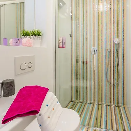 Penthouse Felicita *