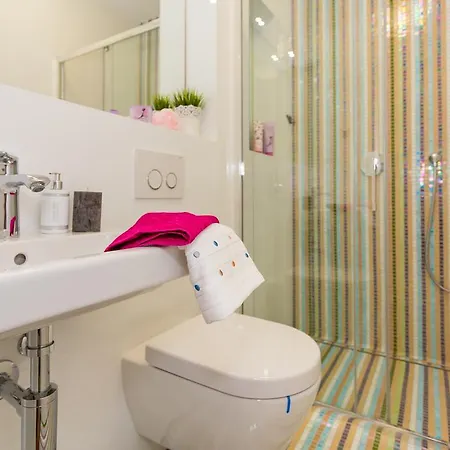 Penthouse Felicita * سبليت