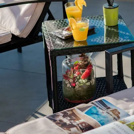 Penthouse Felicita شقة سبليت