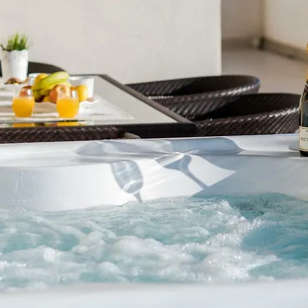 Penthouse Felicita * سبليت